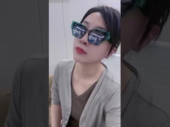 Des lunettes de soleil en acétate à la mode